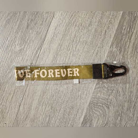 NEW! ALF Strap Key Chain - Picture 1 of 1